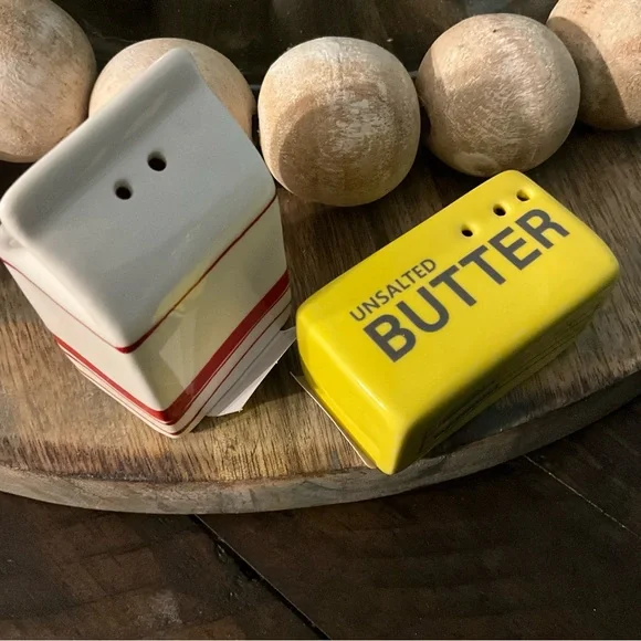 NWT Butter & Milk S&P Shakers Salt and Pepper Collectible Set Ceramic S&P Food - Picture 2 of 6